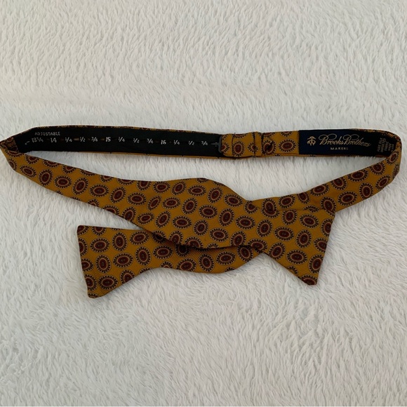 Brooks Brothers Other - Brooks Brothers Makers Mustard Yellow Maroon Medallion Silk Adjustable Bow Tie